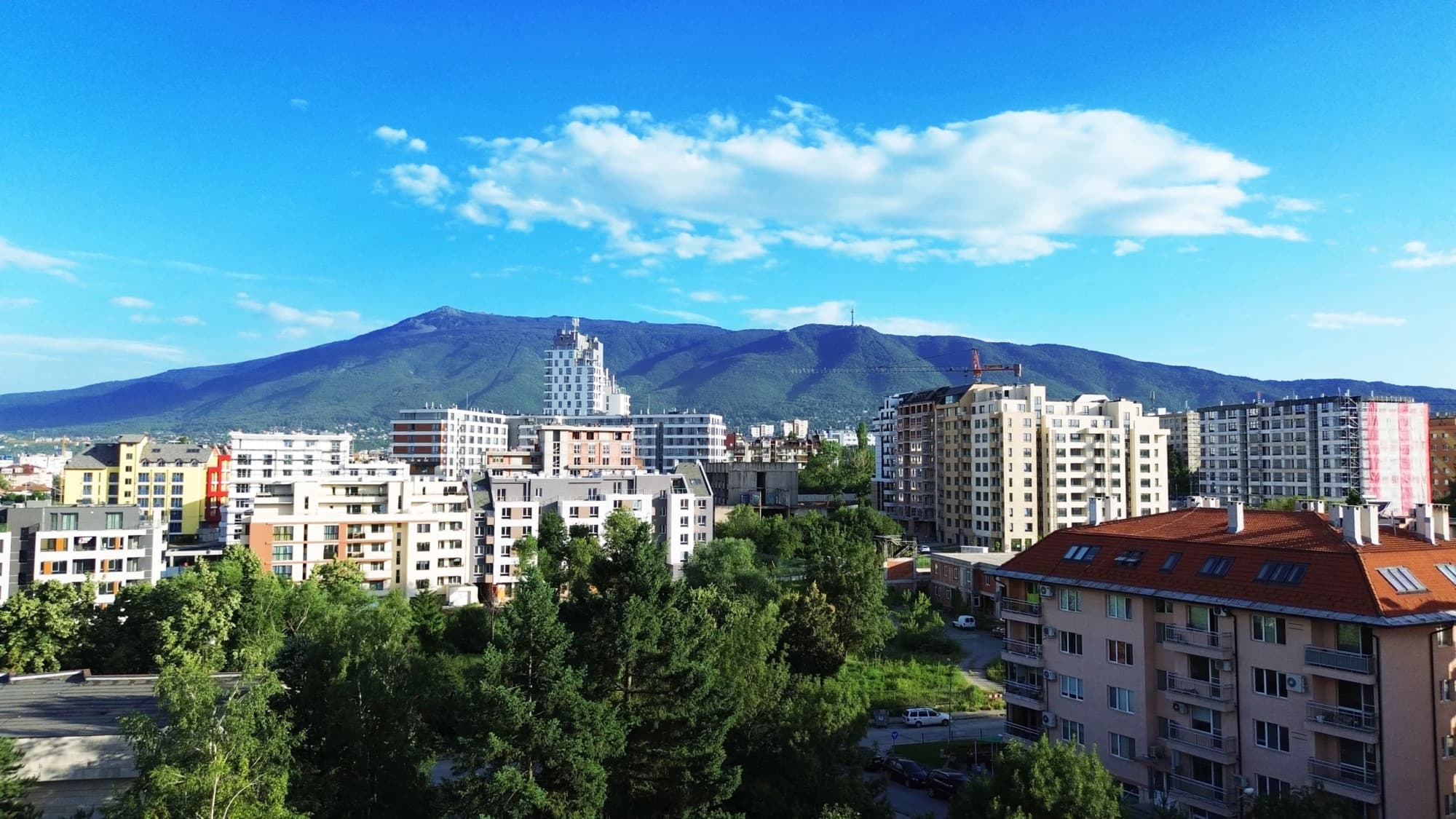 Бъдещата гледка от етаж 5 към Витоша